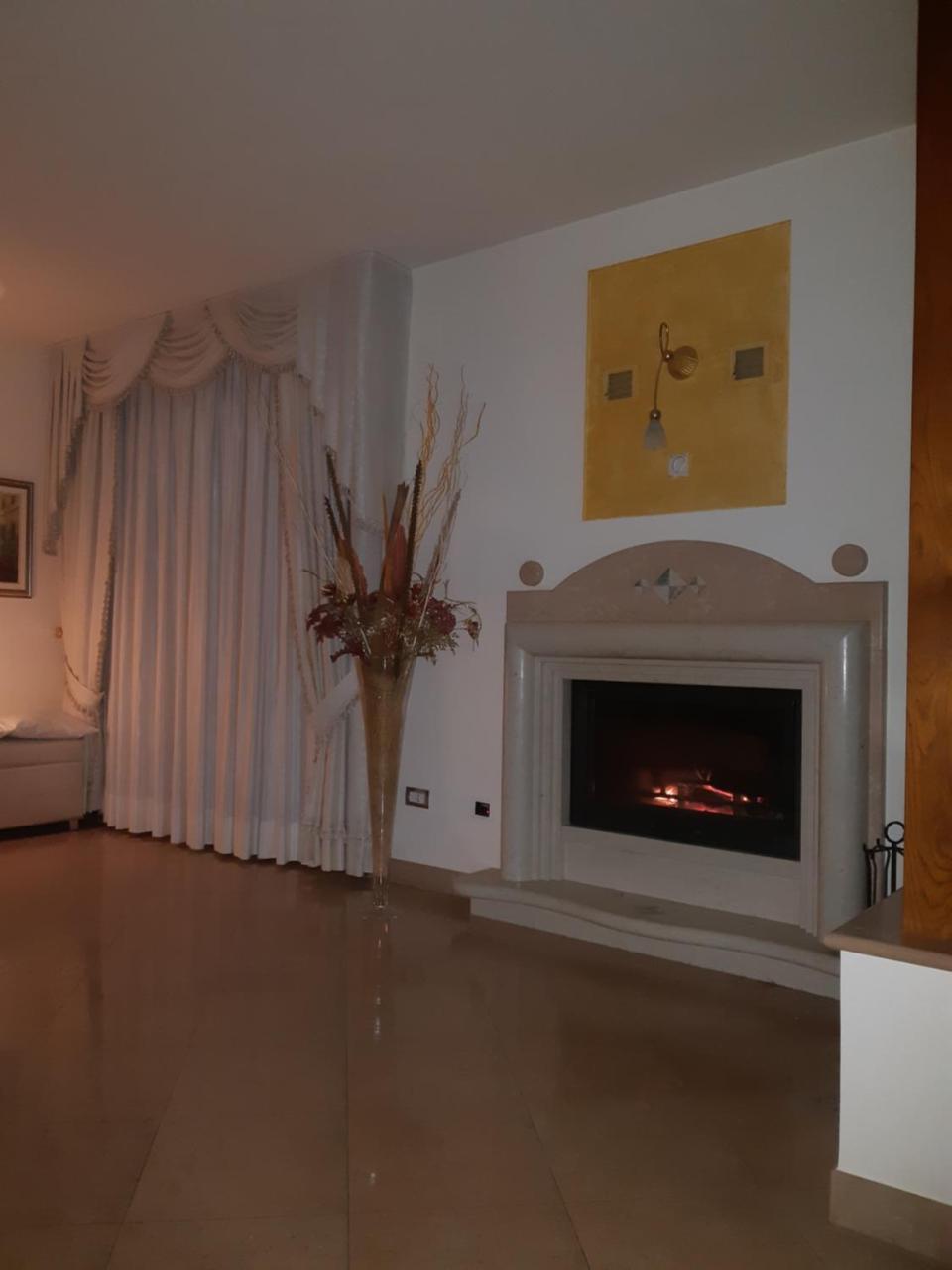 Villa Gioia Rooms Montegranaro Exterior foto